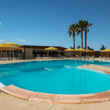 مكان تخييم Maeva Escapades Les De 4*