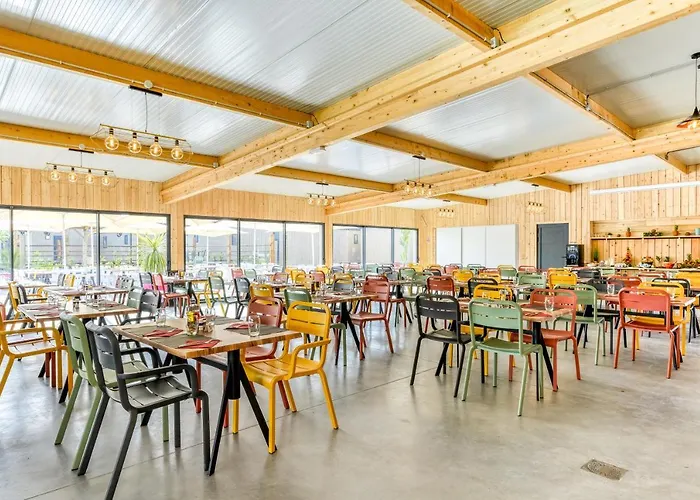 Camping Maeva Escapades Les De 4*