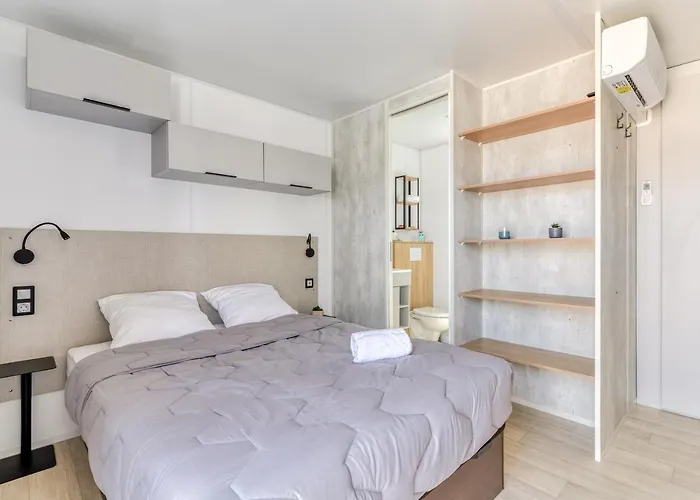 Maeva Escapades Les De Camping 4*